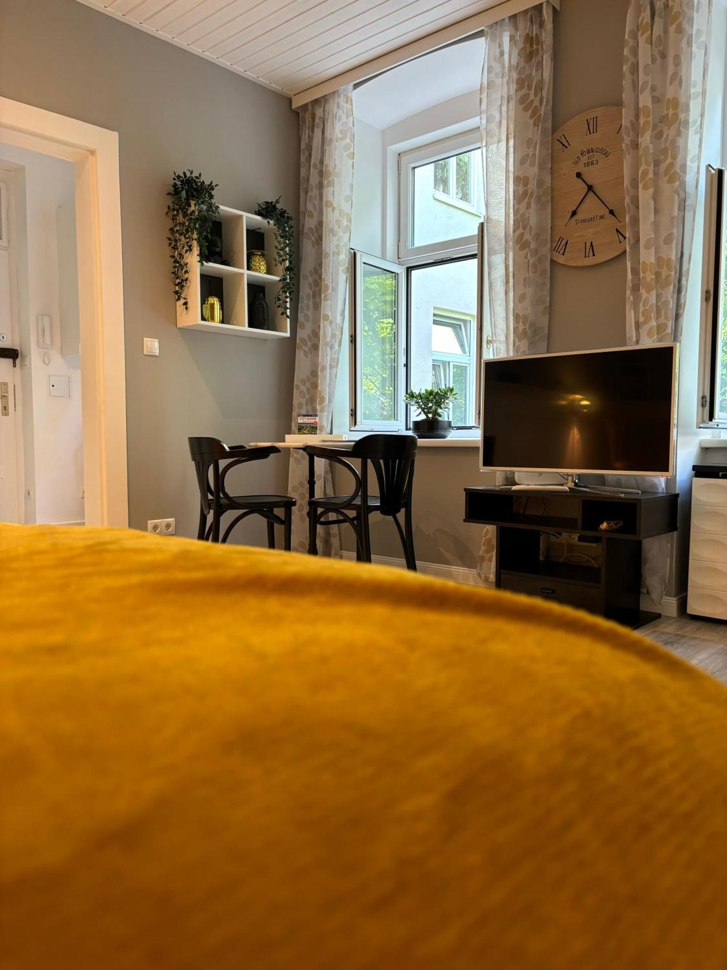 Urban-Elegance Silent-Garden Apartment Vienna Luaran gambar